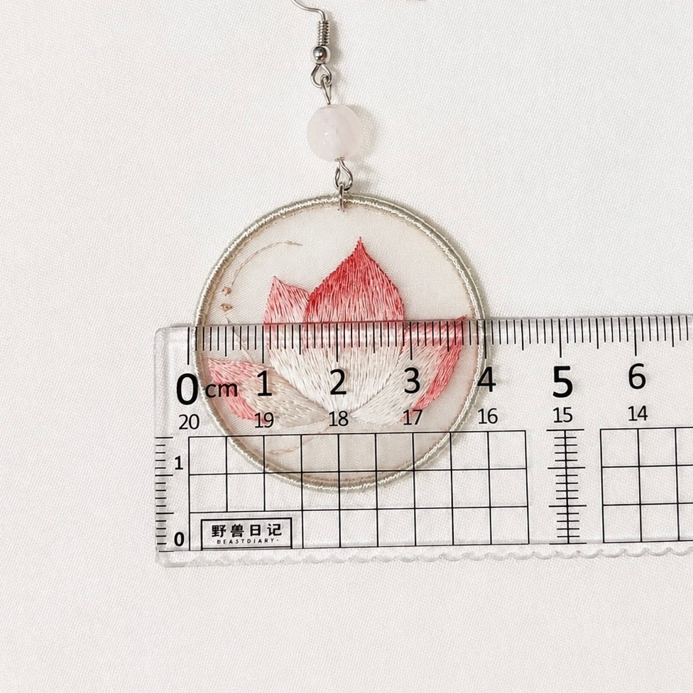 4cm diameter measurement of round embroidery hoop for lotus earrings